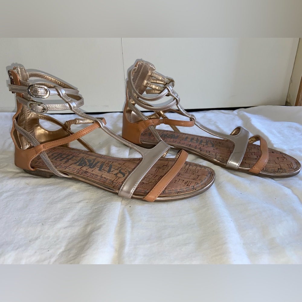 Women’s Sandals, Size 10 - Picture 1 of 9